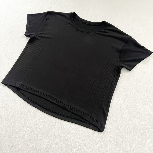 Lululemon Women Black First Release Train to Be Short Sleeve Crop Relaxed Top 10 - Picture 2 of 6